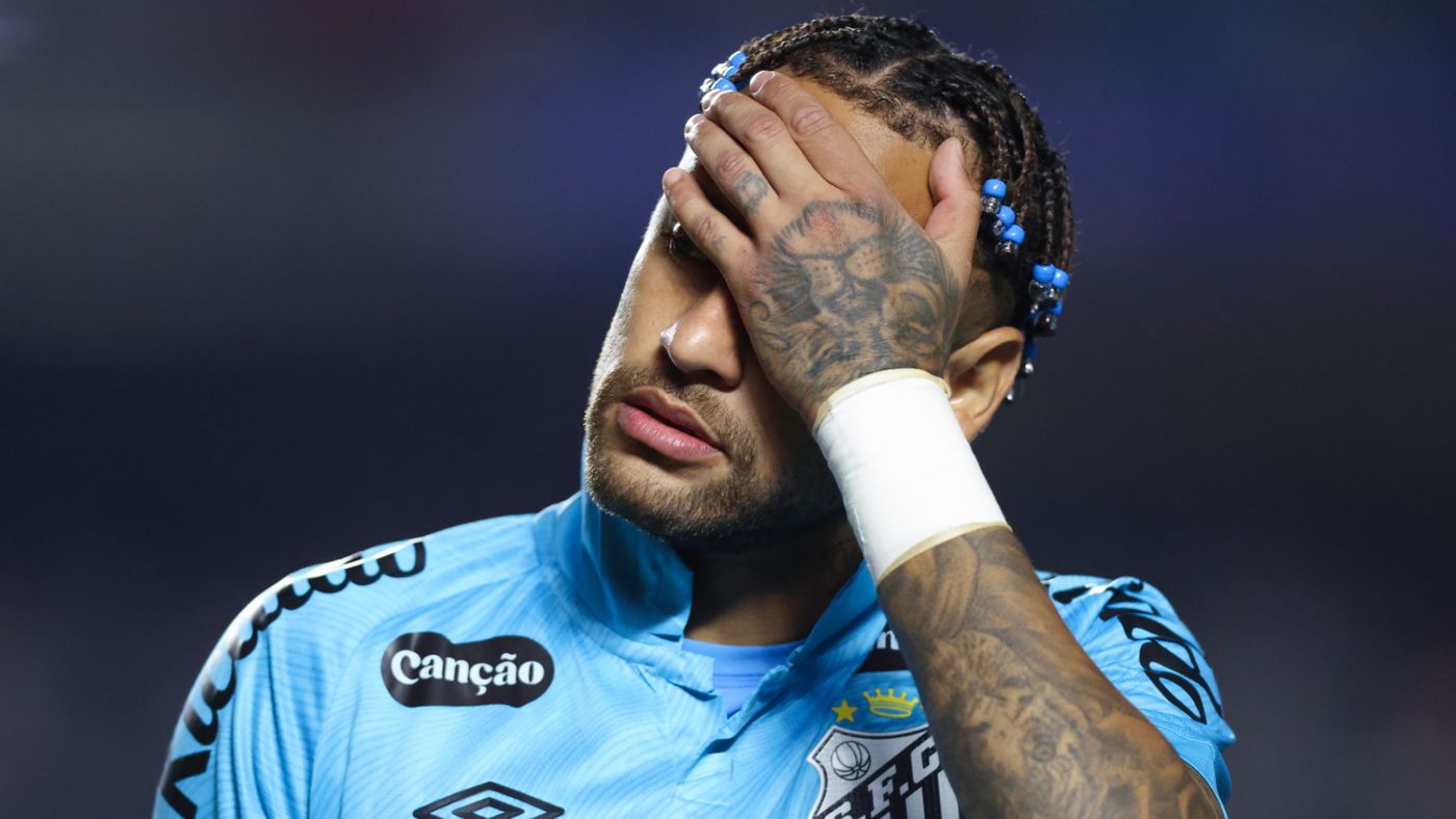 動画】ネイマール、途中交代に呆然…サントスは降格圏に | Goal.com 日本